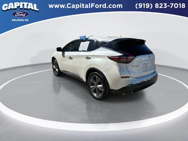 Used 2021 White Nissan Platinum image 6
