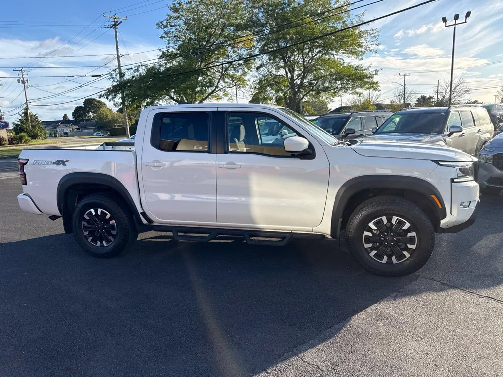 Used 2024 White Nissan PRO-4X image 4