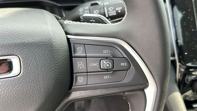 2025 Jeep Grand Cherokee L Laredo - Photo 15