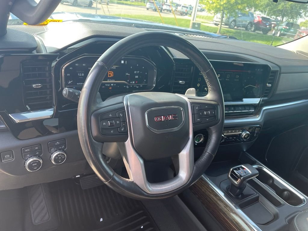 Used 2022 Dynamic Blue Metallic GMC Elevation image 9