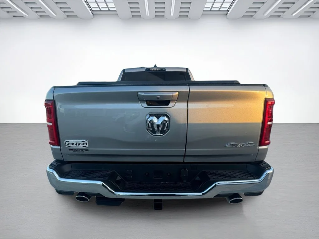 New 2026 Billet Silver Metallic Clear-Coat Exterior Paint RAM Limited image 6