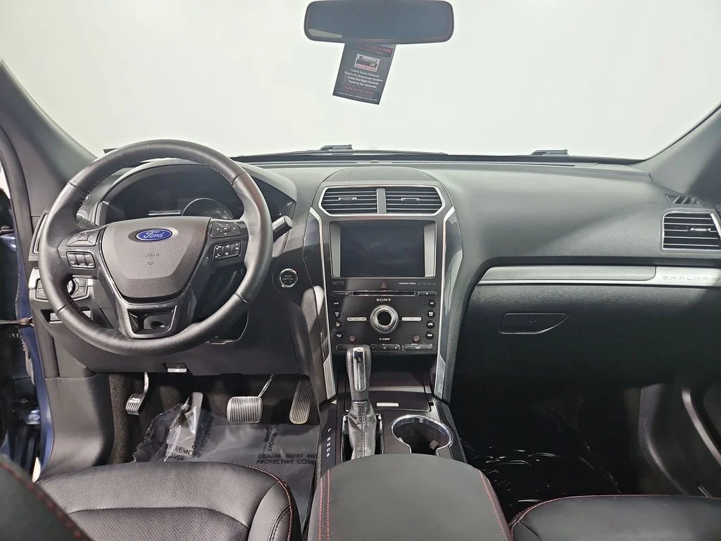 Used 2018 Blue Ford Sport image 18