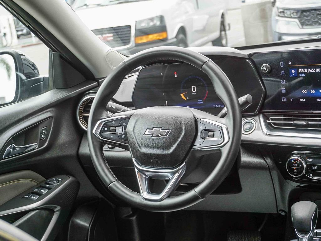 Used 2025 Black Chevrolet ACTIV image 15