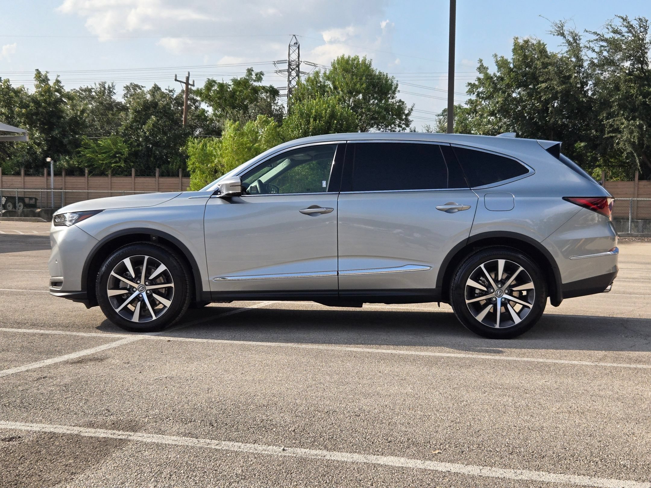 Used 2026 Solar Silver Metallic Acura w/Technology Package image 6