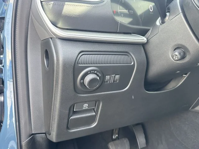 New 2026 Steel Blue Exterior Paint Jeep Limited Reserve image 9