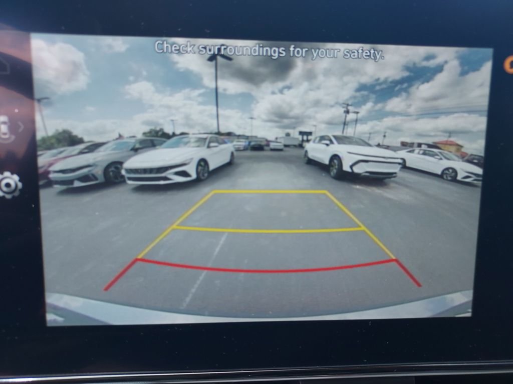 Used 2024 Gray Hyundai SEL image 23