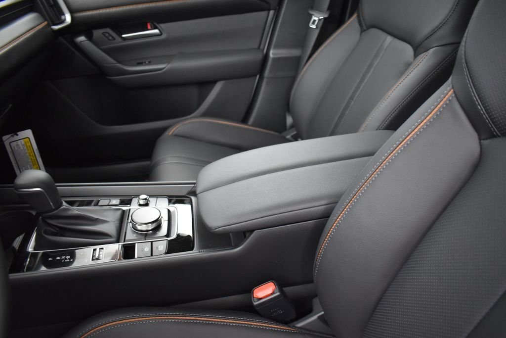 New 2026 Wind Chill Pearl Mazda Premium AWD image 9