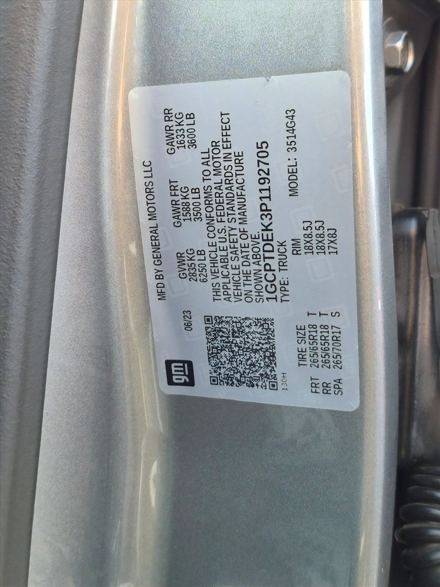 Used 2023 Sterling Gray Metallic Chevrolet 4WD Z71 image 24