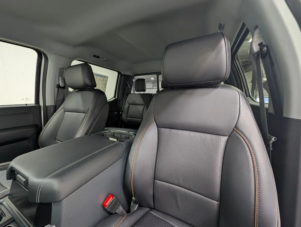 New 2026 Oxford White Ford F-250® Lariat® image 15