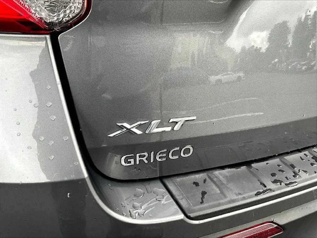 Used 2021 Gray Metallic Ford XLT image 26