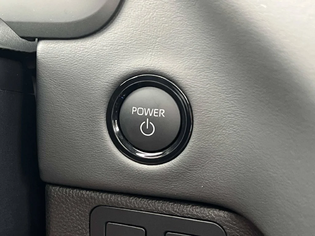New 2026 Wind Chill Pearl Toyota Platinum i-FORCE MAX image 38