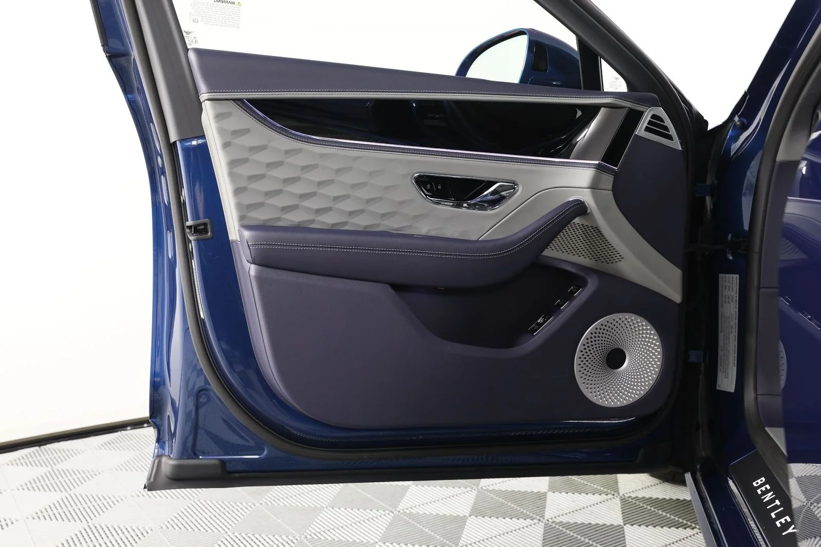 2025 Bentley Flying Spur Speed - Photo 21