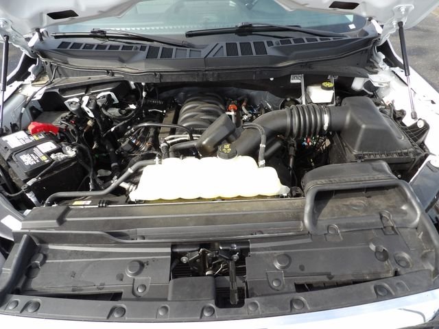 Used 2023 Oxford White Ford XLT image 39