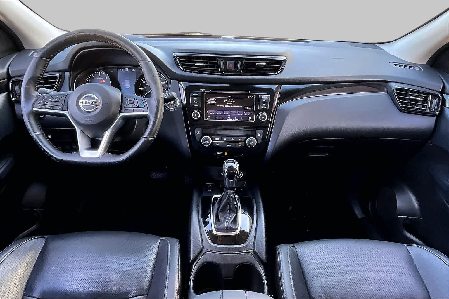 Used 2022 Gun Metallic Nissan SL image 14