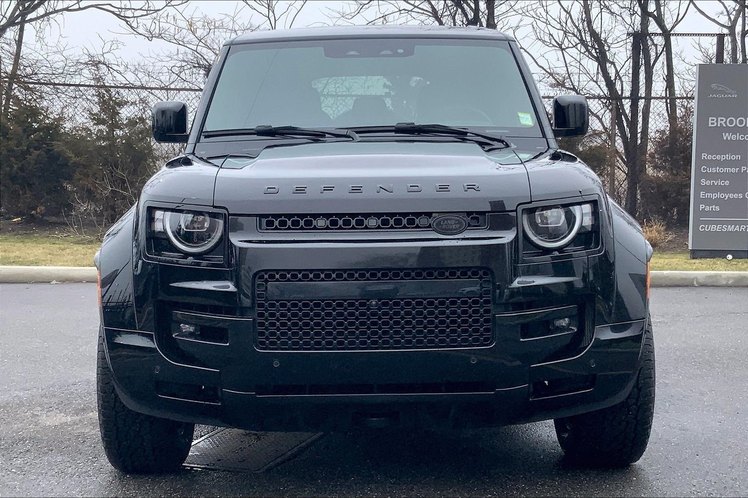 New 2026 Narvik Black Land Rover OCTA Black image 3