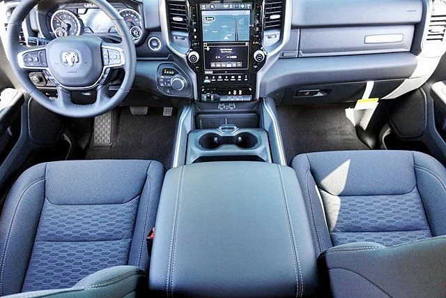 New 2026 Bright White Clear-Coat Exterior Paint RAM Big Horn Night Edition image 26