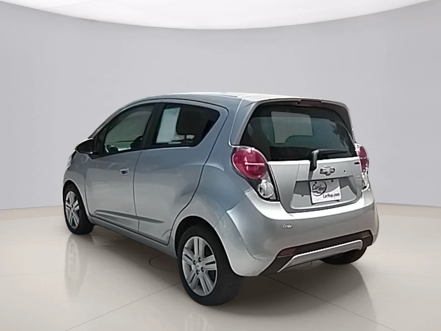 Used 2014 Silver Chevrolet LS image 3