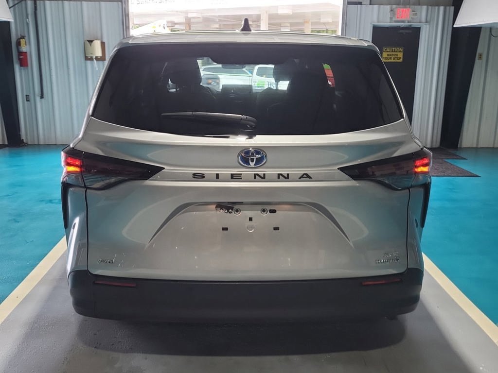Used 2023 Silver Toyota XLE image 14
