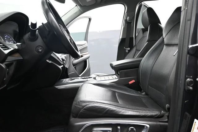 Used 2019 Gunmetal Metallic Acura 3.5L Technology Package image 15