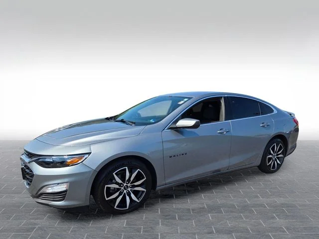 Used 2023 Gray Chevrolet RS image 3