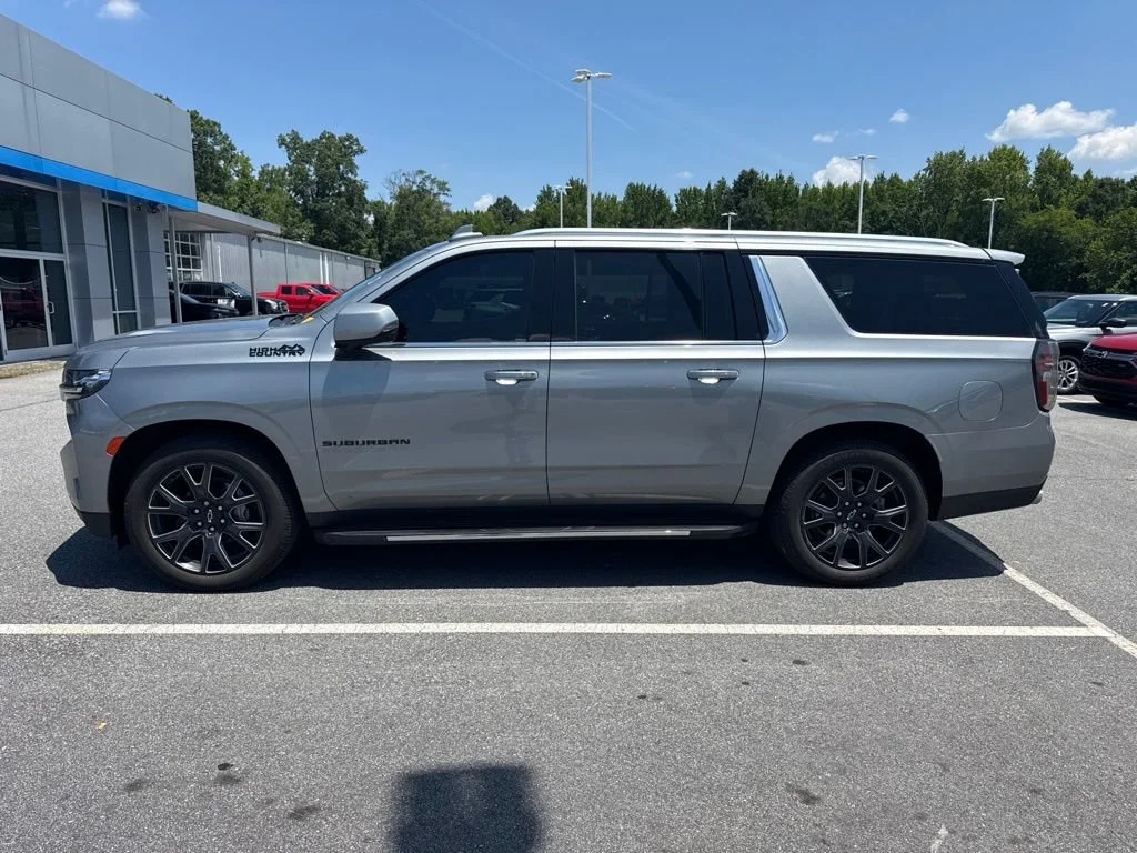 Used 2023 Sterling Gray Metallic Chevrolet High Country image 4