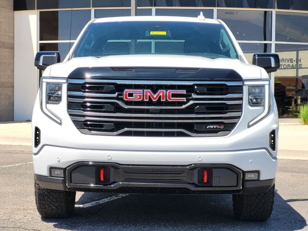 Used 2025 Summit White GMC AT4 image 3
