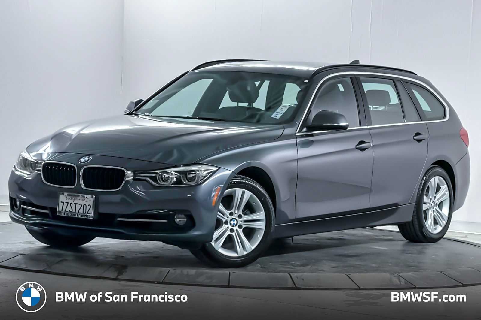 2018 BMW 3 Series 330i xDrive Sports Wagon's photo