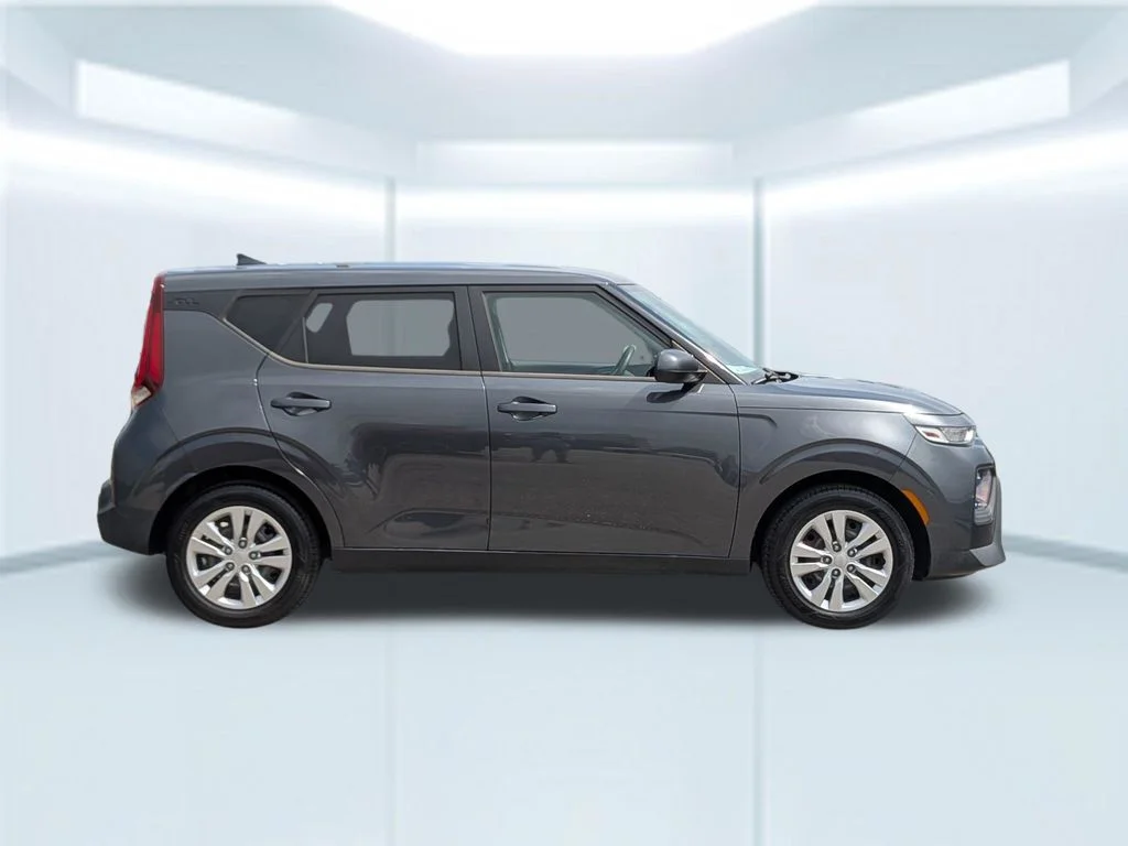 Used 2022 Gray Kia LX image 7