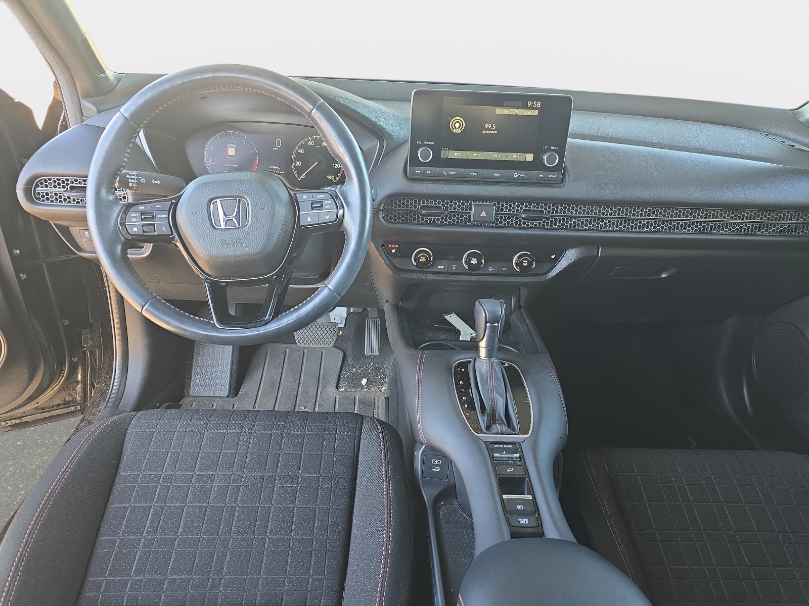 Used 2024  Honda Sport image 12