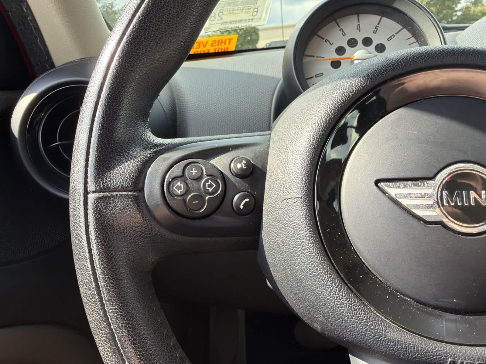 Used 2014 Red MINI  image 16
