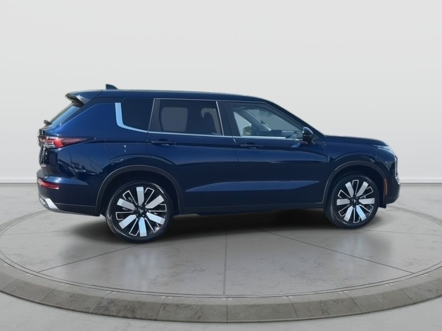 2026 Mitsubishi Outlander SE - Photo 7
