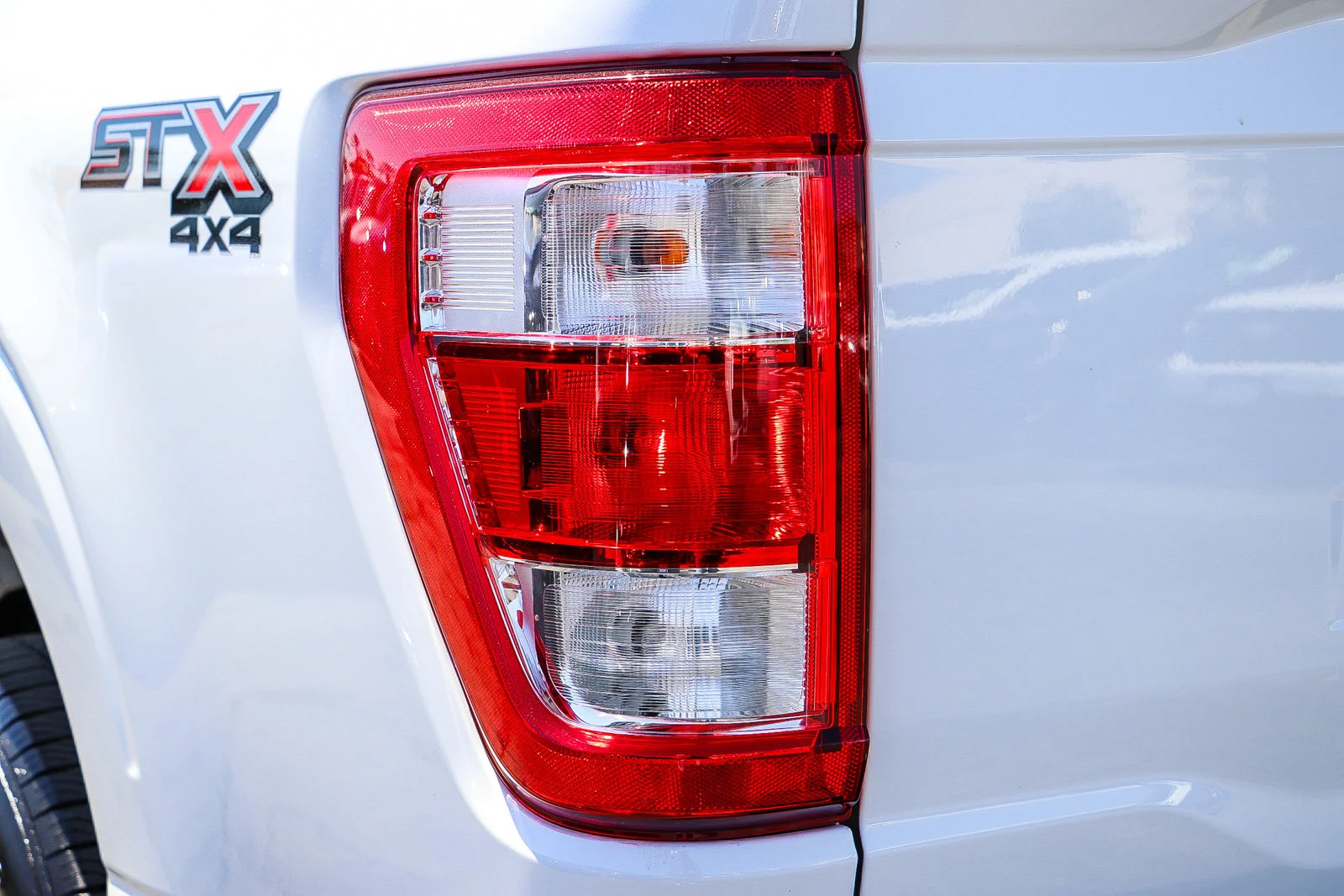 Certified Used 2023 Oxford White Ford XL image 12