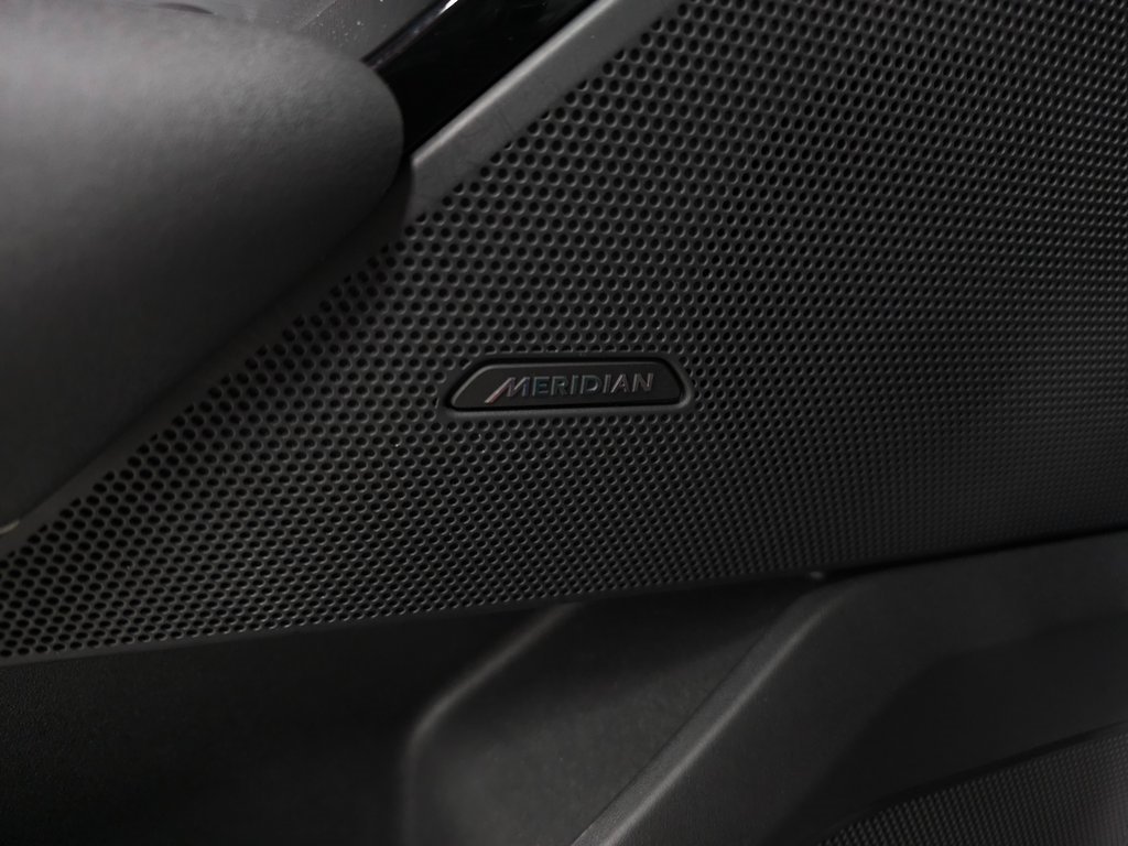 2023 LAND ROVER RANGE ROVER VELAR - Image 15