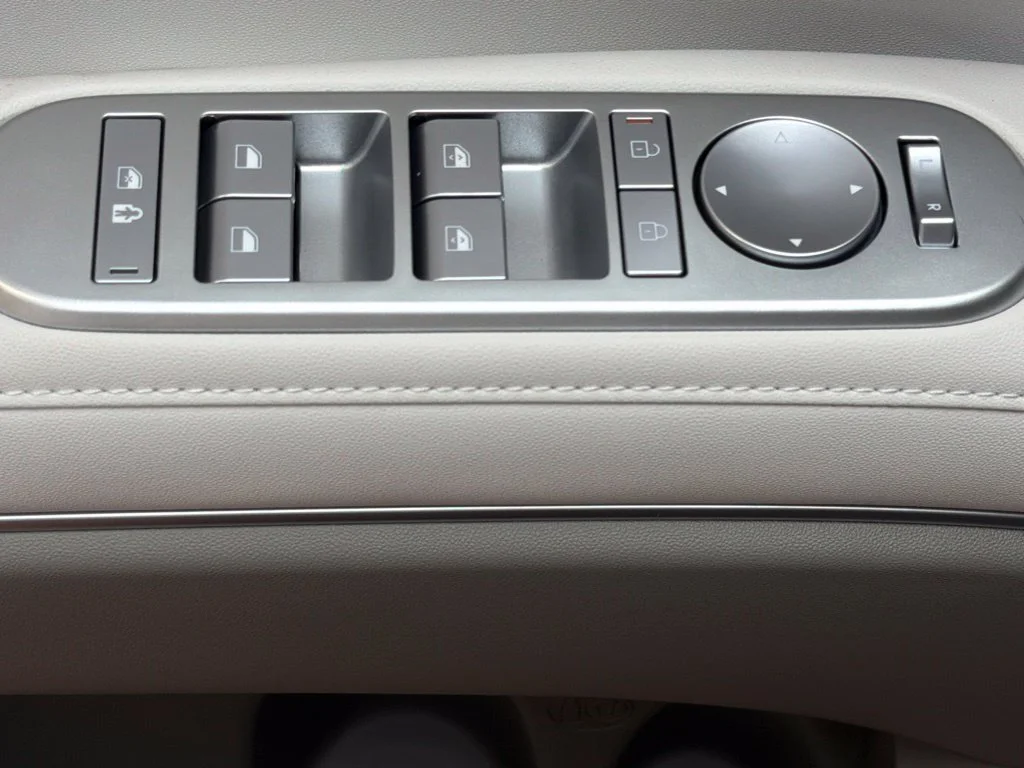 New 2027 Creamy White Pearl Hyundai Blue SEL image 27