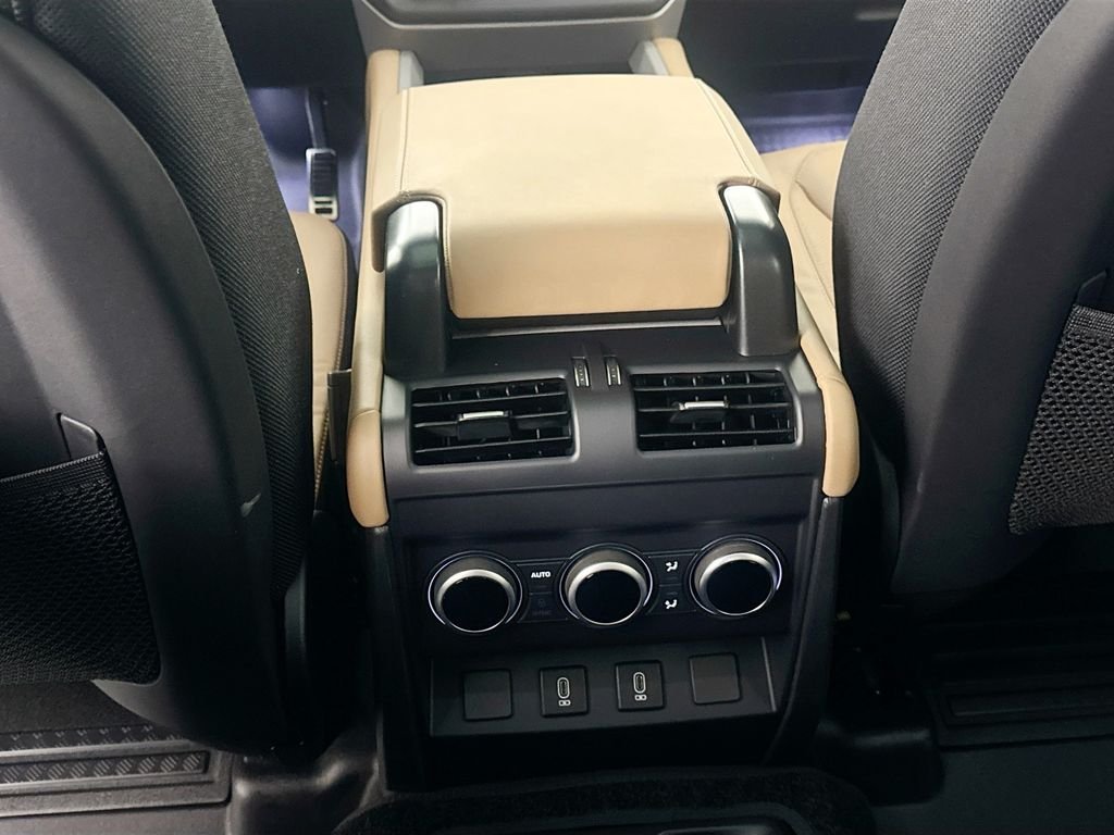 New 2026 Santorini Black Land Rover V8 image 25