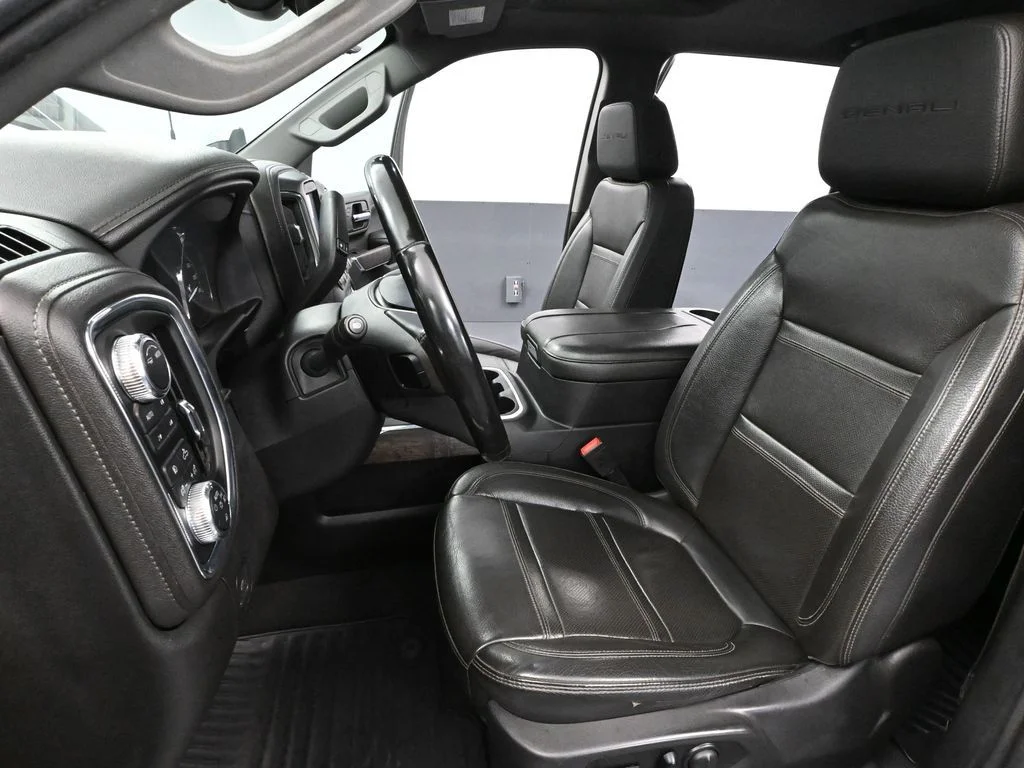 Used 2023 Black GMC Denali image 28