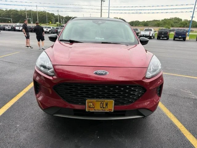Used 2020 Ford Escape SE with VIN 1FMCU9BZ9LUA55458 for sale in Republic, MO