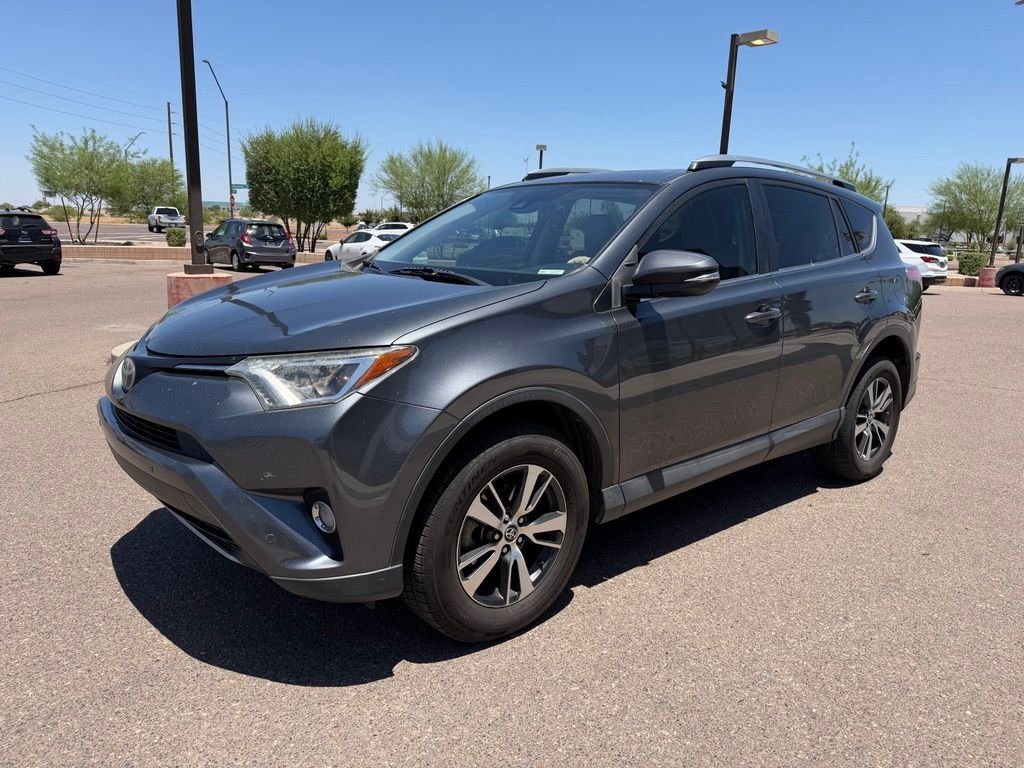 Used 2017 Gray Toyota XLE image 10