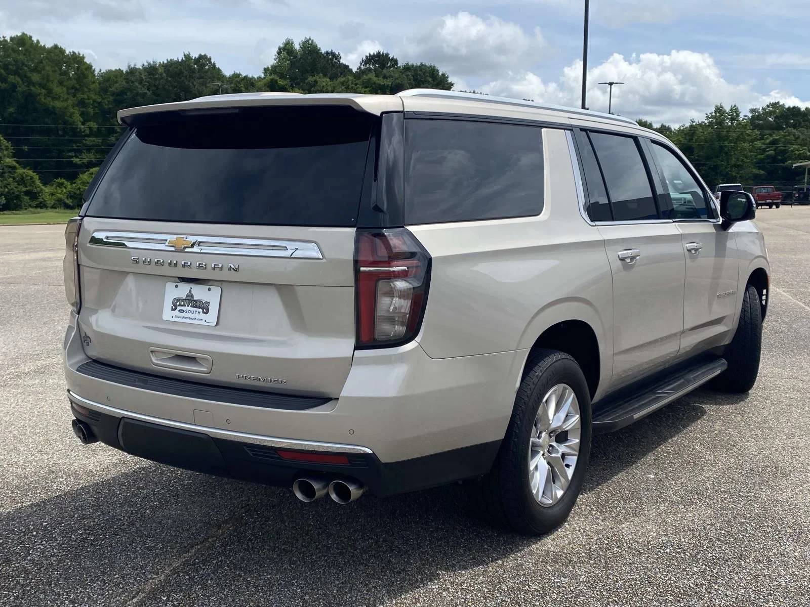 Used 2021 Beige Chevrolet Premier image 7
