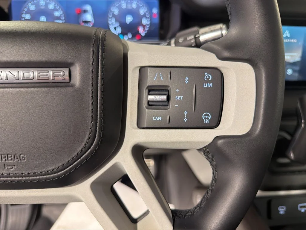 Used 2020 Eiger Gray Metallic Land Rover HSE image 13
