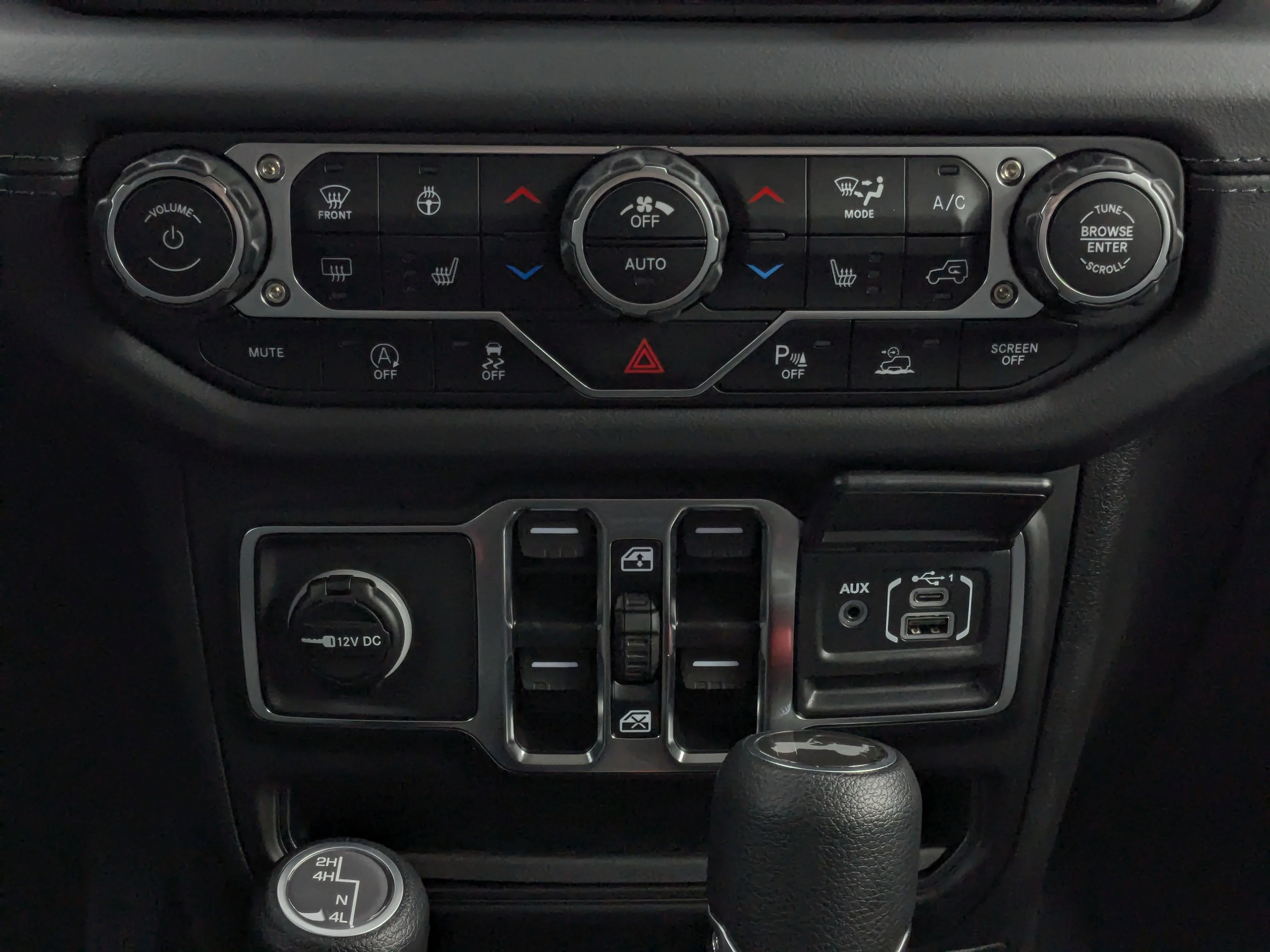 New 2025 Blue Jeep Sahara - - Adaptive Cruise - 12.3inch display - Blind Spot Mon - Body Color 3 Piece HT & Tons More! image 20