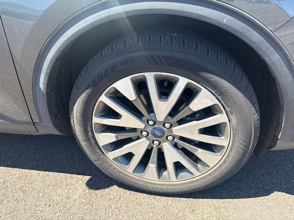 Used 2020 Magnetic Metallic Ford Titanium image 25