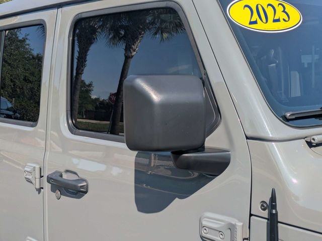 Used 2023 Gray Jeep Sport S image 10