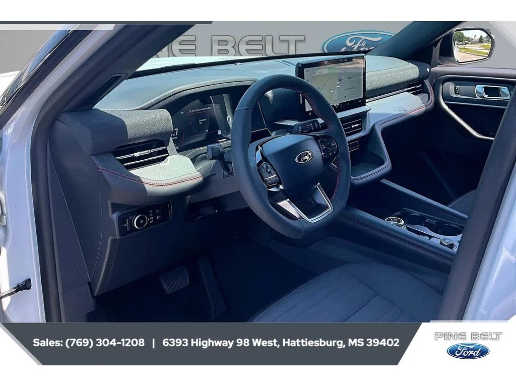 New 2026 Space White Metallic Ford ST-Line image 12