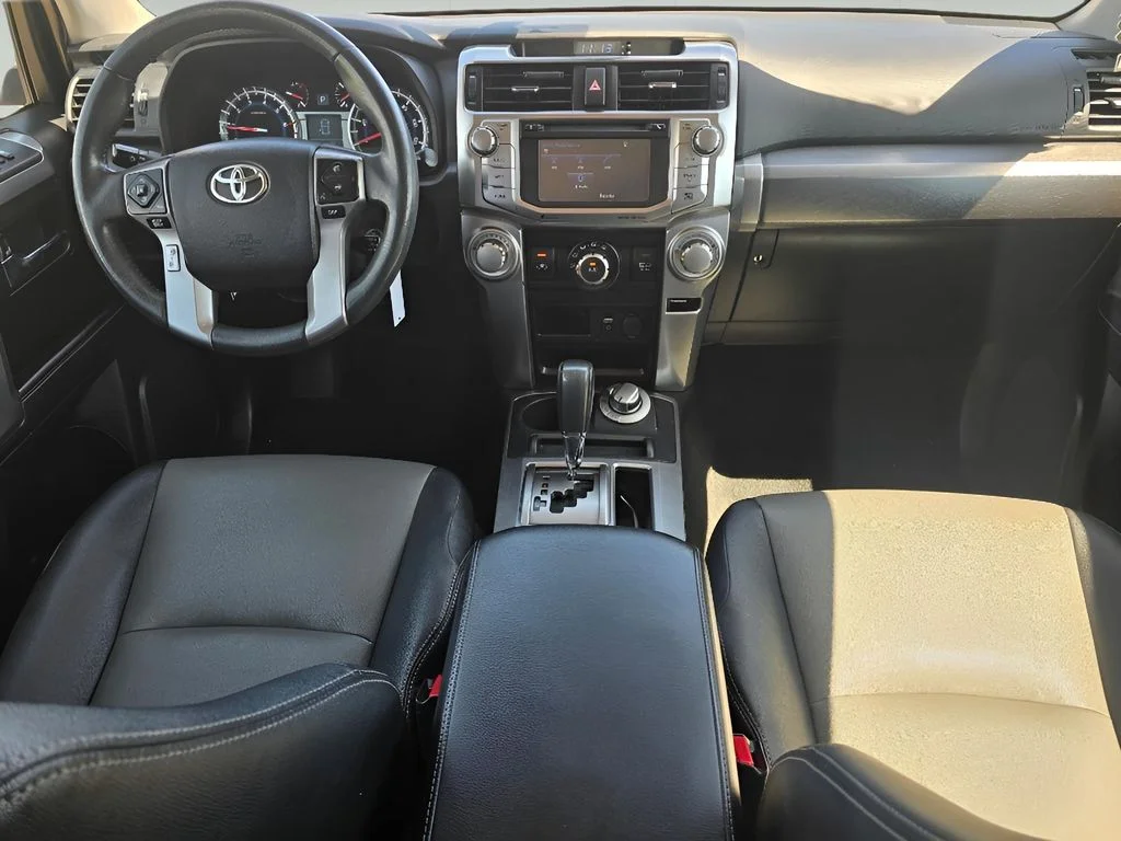 Used 2018 Magnetic Gray Metallic Toyota SR5 Premium image 24