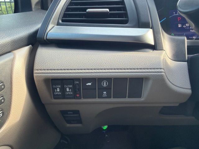 Used 2021 Red Honda EX-L image 14