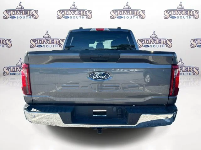 Used 2025 Gray Ford XLT image 5