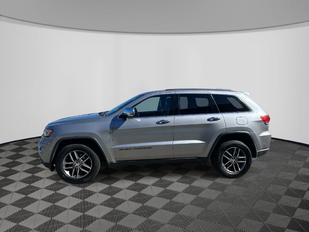 Used 2017 Silver Jeep Limited image 2