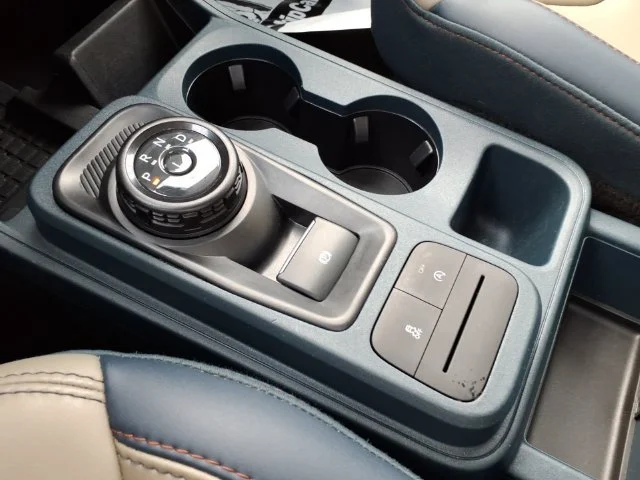 Used 2025 Red Ford Lariat image 27
