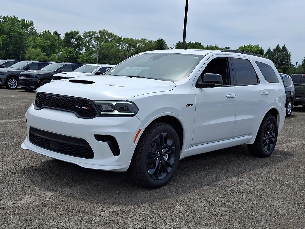 New 2026 White Knuckle Clear-Coat Exterior Paint Dodge GT Plus image 4